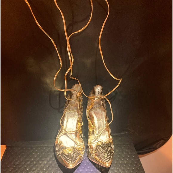 Christian  Louboutin Impera - Picture 1 of 7